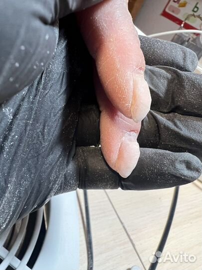 Аппаратный маникюр