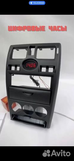 Электронные часы на приору