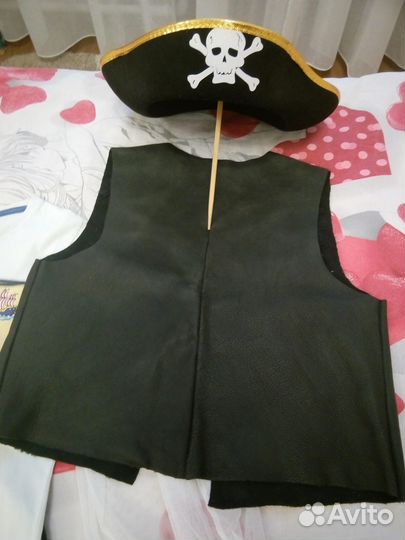 Новогодний костюм пирата