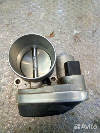 Дросельная заслонка Renault Fluence F4R 2010