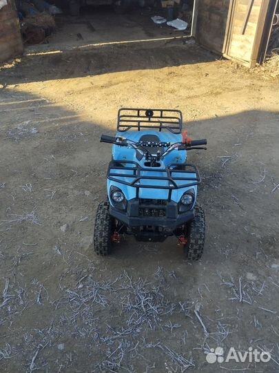 Детский квадроцикл на бензине