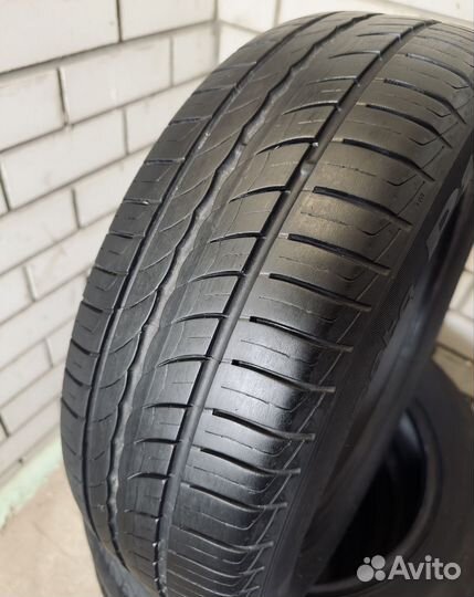 Pirelli Cinturato P1 185/60 R15 131E