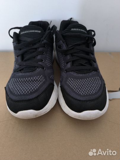 Кроссовки Skechers разм. 38