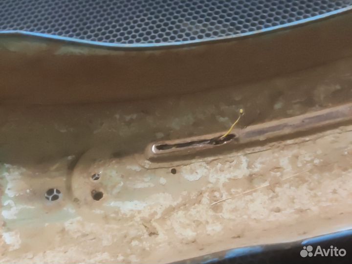 Заднее крыло иж