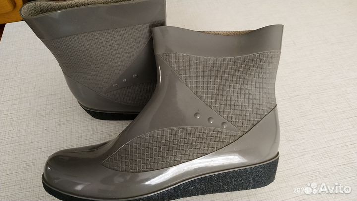 Сапоги резиновые женские 39 40