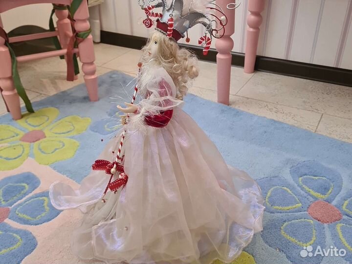 Кукла фарфоровая коллекционная