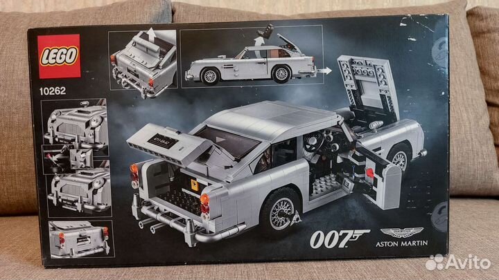 Lego creator expert James Bond 10262