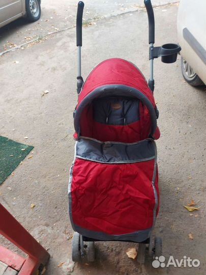 Прогулочная коляска