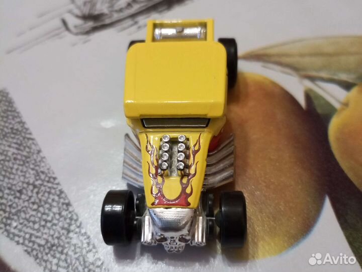 Hot wheels Bone Shaker