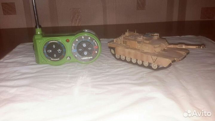 Модель танка радиоуправляемая