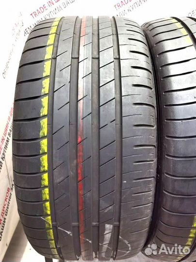 Goodyear EfficientGrip 225/40 R18 92W
