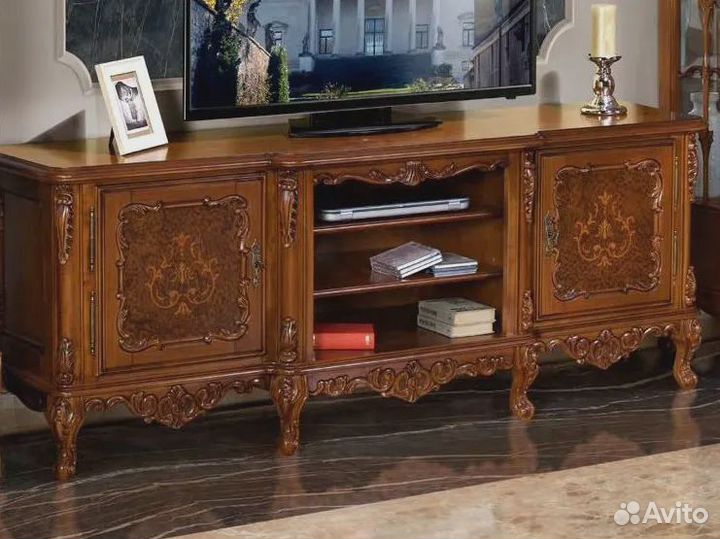 Тумба под тв с ящиками 