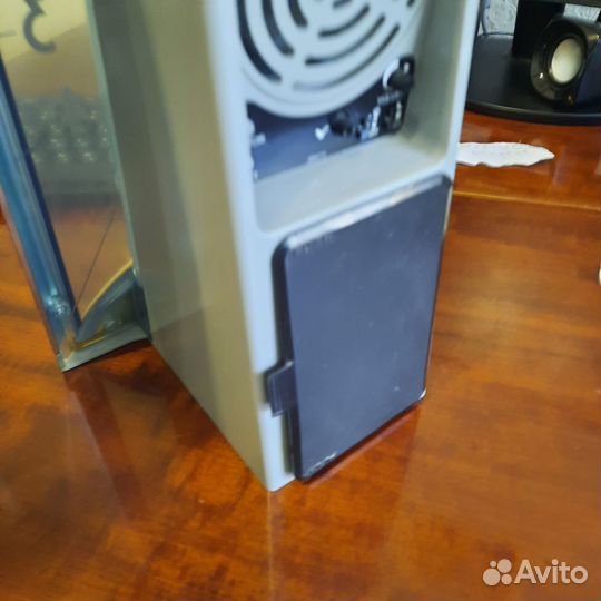 Часы rhyatm Япония светомузыкальные