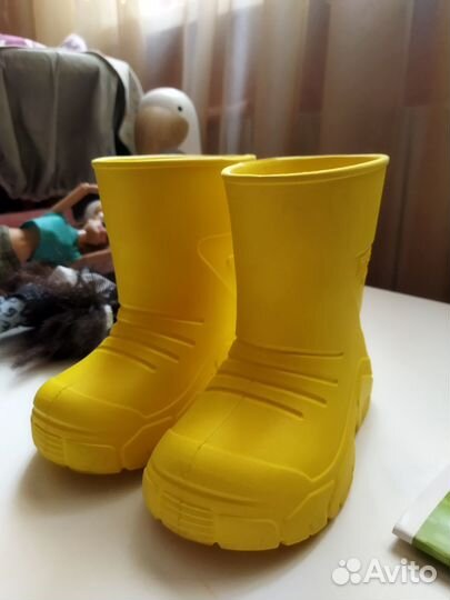 Детские резиновые сапоги 22 размер