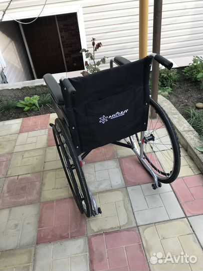 Кресло-коляска для инвалидов Армед