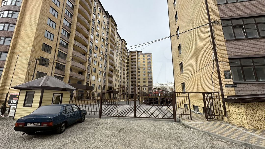 3-к. квартира, 108,1 м², 6/12 эт.