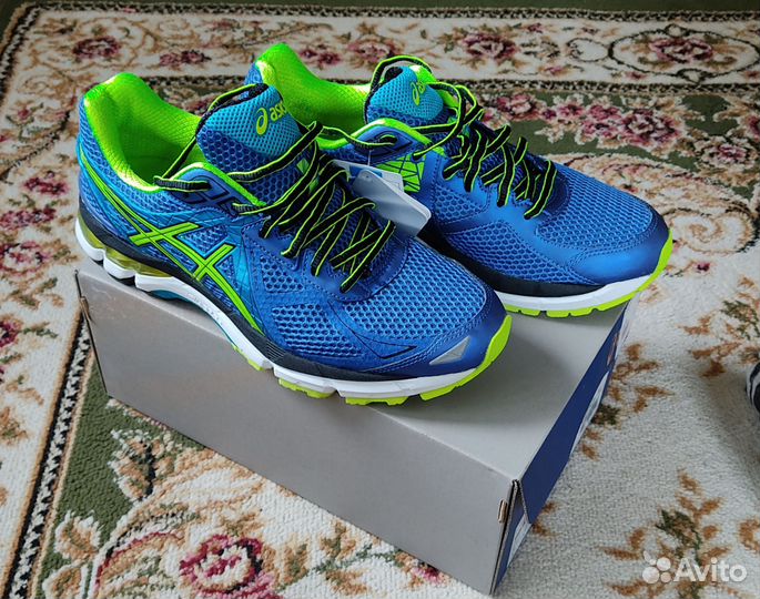 Кроссовки Asics GEL gt-2000 Новые