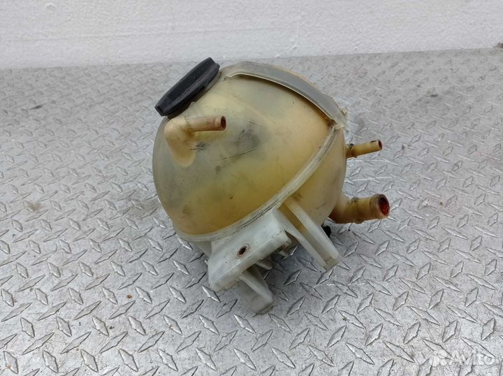 Бачок расширительный Mercedes Sprinter W906