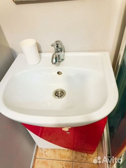 Раковина с тумбой бу