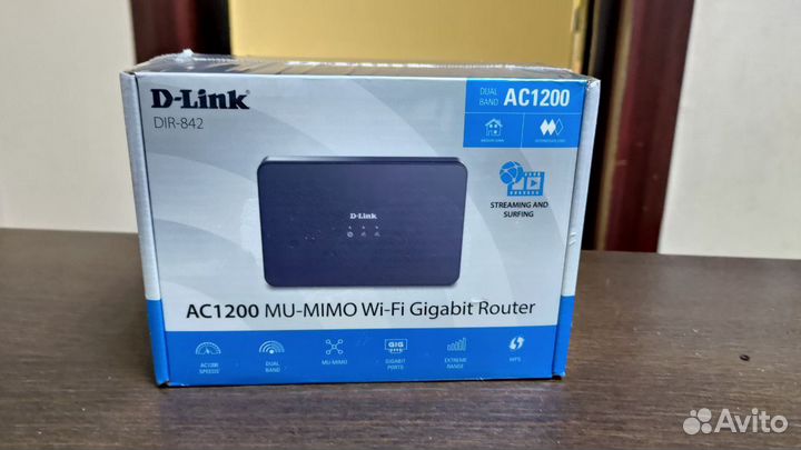 Роутеры и интернет центры Zyxel Dlink Upvel и др