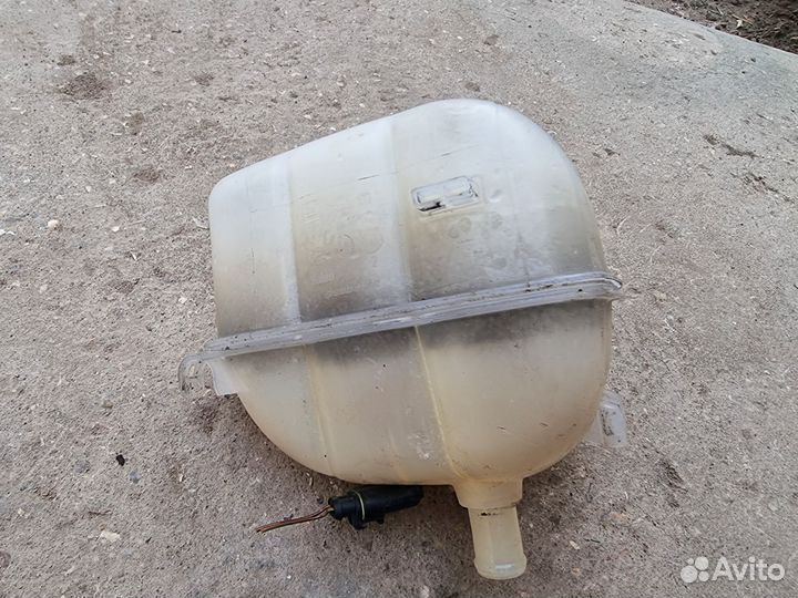 Бачок расширительный Opel Vectra C Signum