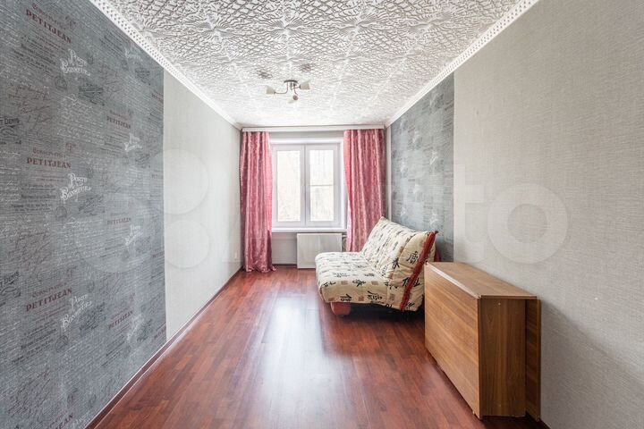 2-к. квартира, 43 м², 5/5 эт.