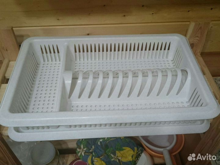 Сушилка для посуды, хлебница и подставка для ложек