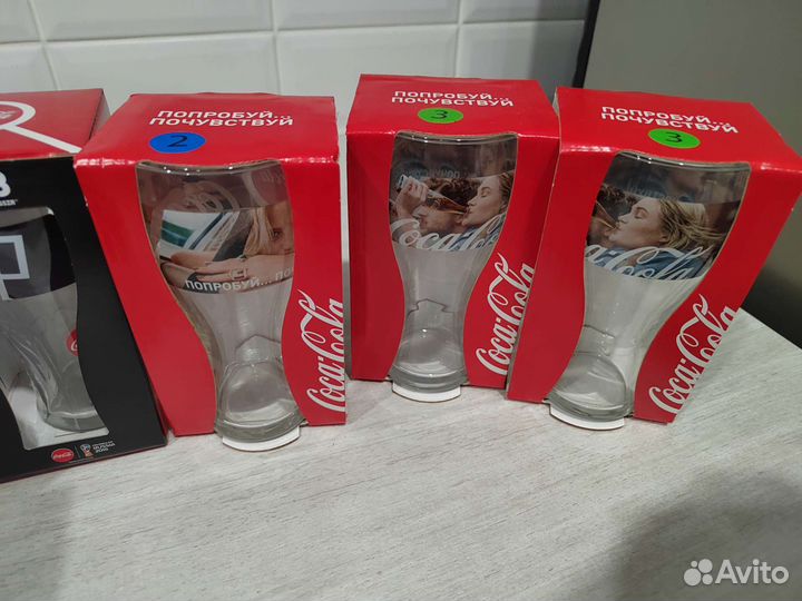 Стаканы Кока-Кола