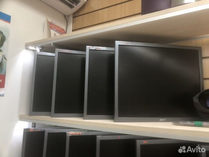 Монитор. Samsung 19-21