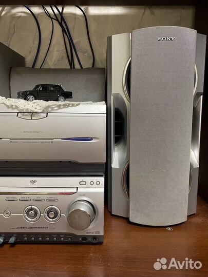 Музыкальный проигрыватель Sony MHC-w280d
