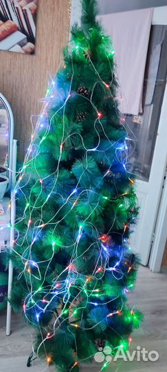 Ёлка искусственная с подставкой