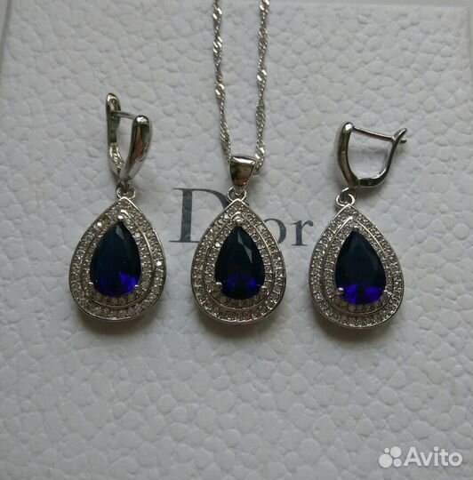 Новый ювелирный гарнитур