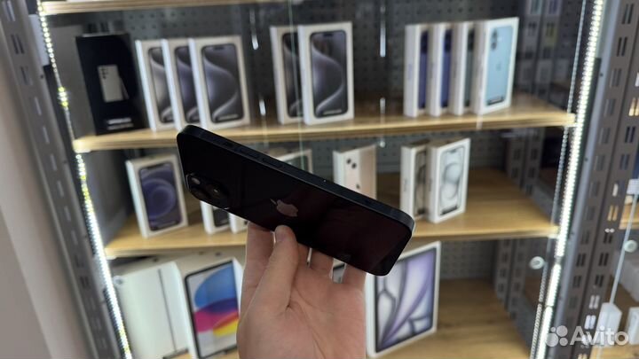 iPhone 13, 128 ГБ