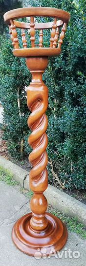 Подставка под цветы