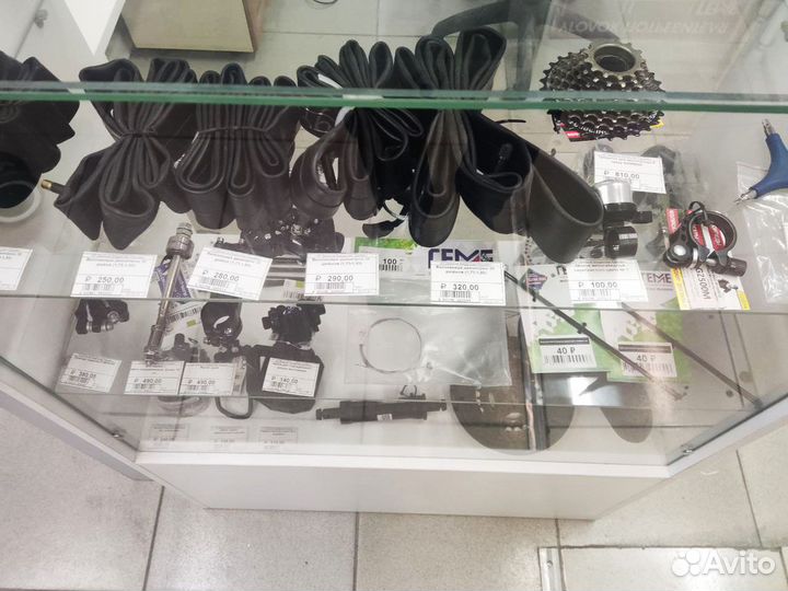 Запчасти для велосипедов в ассортименте