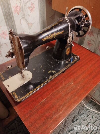 Швейная машина подольск ножная