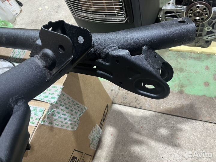 Задний подрамник Lancer 10