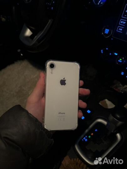 iPhone Xr, 64 ГБ