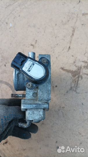 Мазда B3 дроссельная заслонка бу