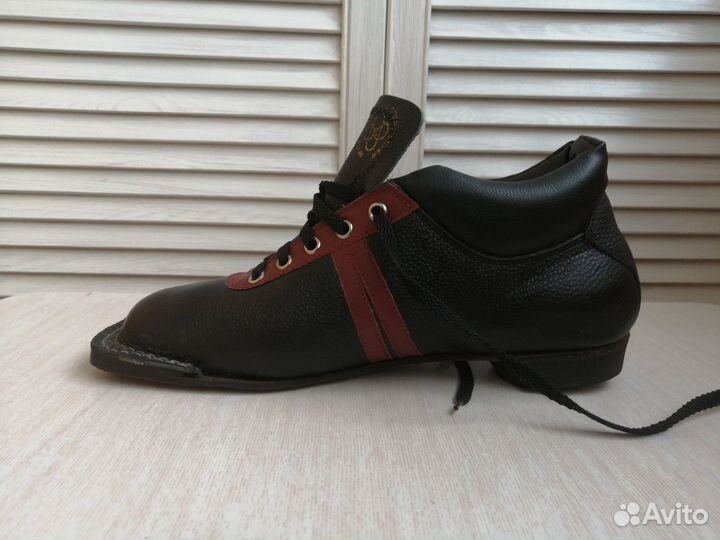 Лыжные ботинки винтаж новые р. 27(40-41)