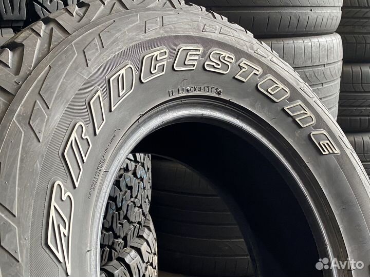 Bridgestone Dueler A/T 697 265/70 R16