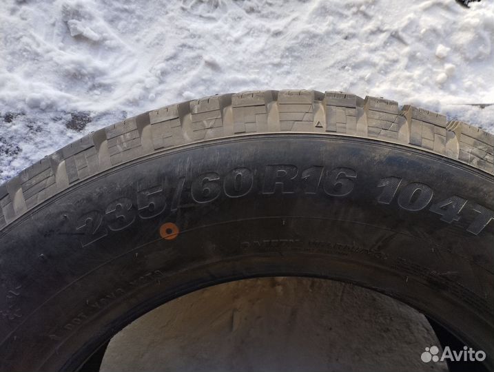 Kumho WinterCraft Ice WI31 235/60 R16