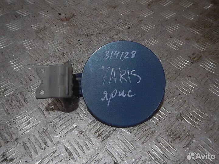 Лючок бензобака, Toyota -yaris (05)