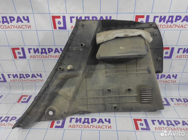 Обшивка багажника нижняя левая Hyundai Getz 85730