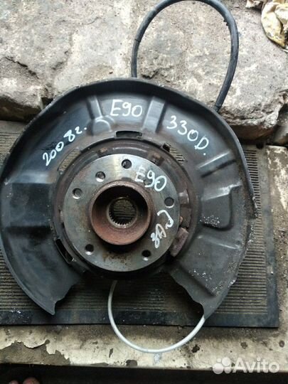 Задние цапфы(кулаки) с бмв е90 330D