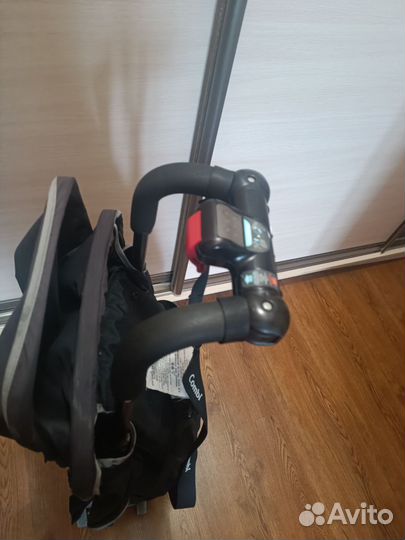 Прогулочная коляска трость Combi