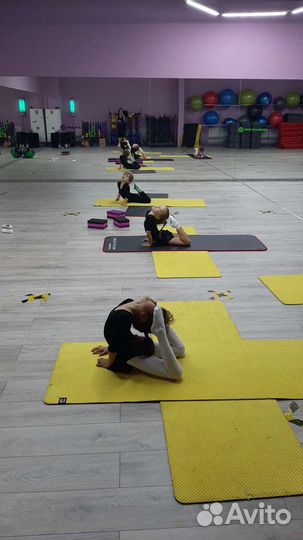 Персональный тренер по растяжке и силовым направле