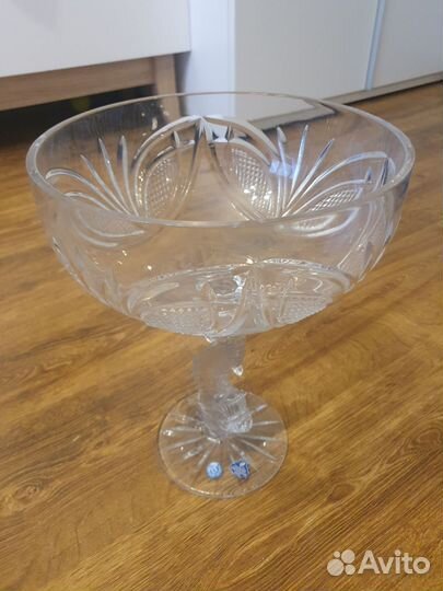 Ваза для фруктов на ножке хрусталь