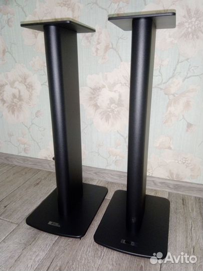 Стойки под акустику KEF