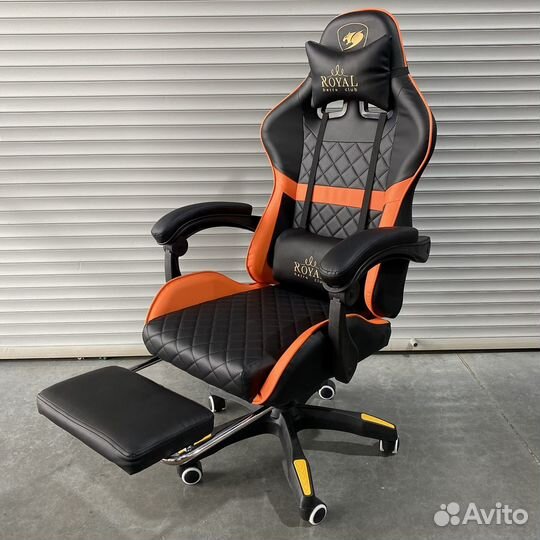 Компьютерное кресло, модель 155 с подножкой